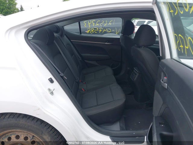 Hyundai Elantra Le 2017 5NPD74LF3HH047588 Image 8