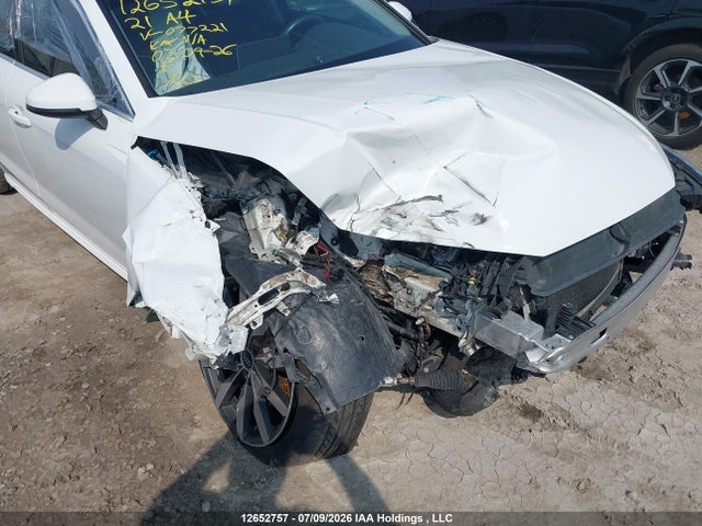 Audi A4 Premium 40 2021 WAUABAF49MA077221 Image 6