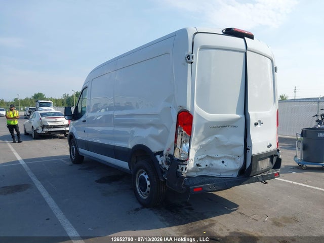 Ford Transit-250 2019 1FTYR2CM7KKB22641 Image 3