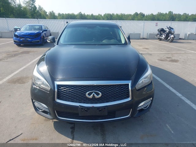 JN1AY1PR8FM180288 Infiniti Q70l 5.6