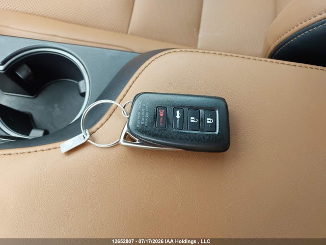 Продаж на аукціоні авто 2021 Lexus Is 300 Premium, vin: JTHD81F28M5046269, номер лоту: 12652807