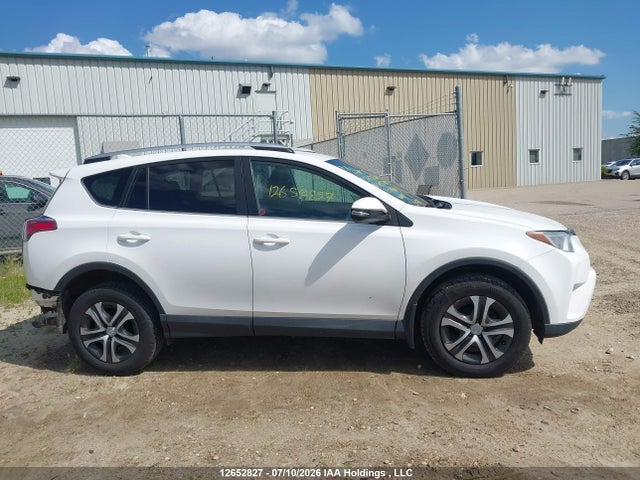 Toyota RAV4 LE 2016 2T3BFREV7GW455160 Image 13