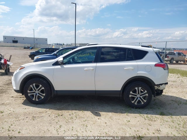 Toyota RAV4 LE 2016 2T3BFREV7GW455160 Image 14
