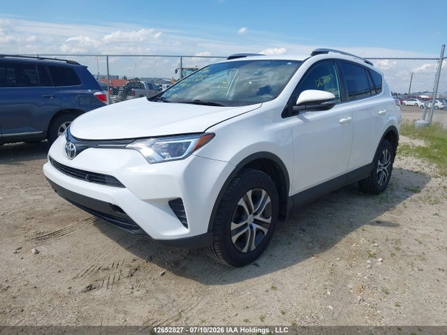 Toyota RAV4 LE 2016 2T3BFREV7GW455160 Image 2