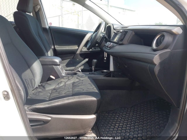 Toyota RAV4 LE 2016 2T3BFREV7GW455160 Image 5