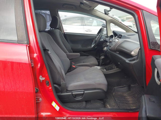 Продажа на аукционе авто 2014 Honda Fit Lx, vin: LUCGE8H56E3000942, номер лота: 12652840