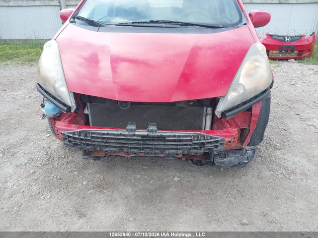 Продажа на аукционе авто 2014 Honda Fit Lx, vin: LUCGE8H56E3000942, номер лота: 12652840