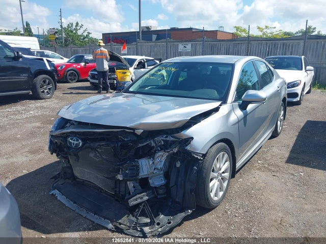 12652841 :رقم المزاد ، 4T1B11HK3KU762022 vin ، 2019 Toyota Camry L/le/xle/se/xse مزاد بيع