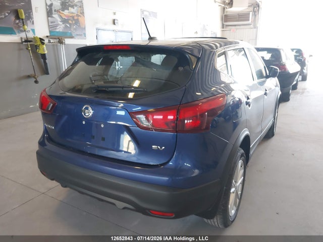 JN1BJ1CP9JW157497 Nissan Qashqai S/sv