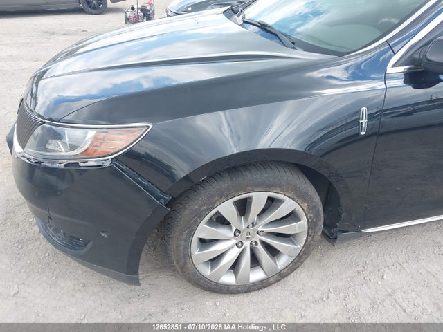 Lincoln MKS 2016 1LNHL9EK1GG600032 Image 21