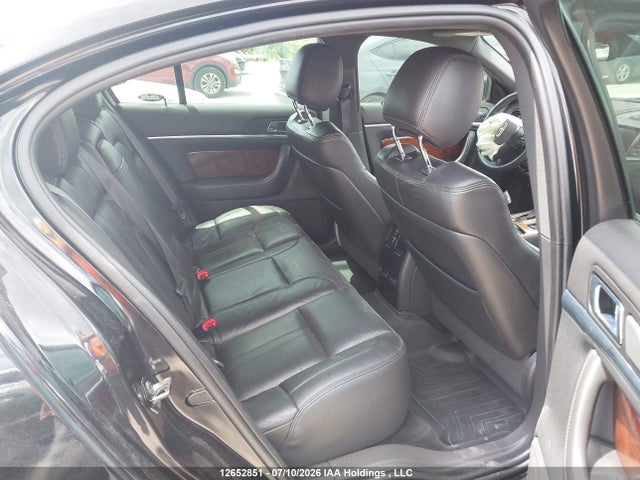 Lincoln MKS 2016 1LNHL9EK1GG600032 Image 8