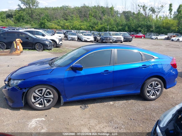 Honda Civic 2018 2HGFC2F58JH037926 Image 14