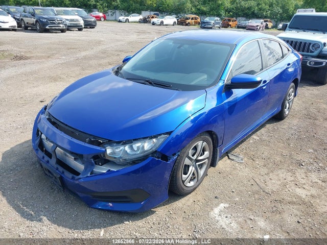 Honda Civic 2018 2HGFC2F58JH037926 Image 2