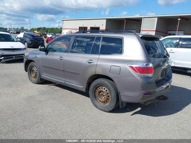 12652901 :رقم المزاد ، JTEBC3EHXD2017734 vin ، 2013 Toyota Highlander Hybrid Hybrid مزاد بيع