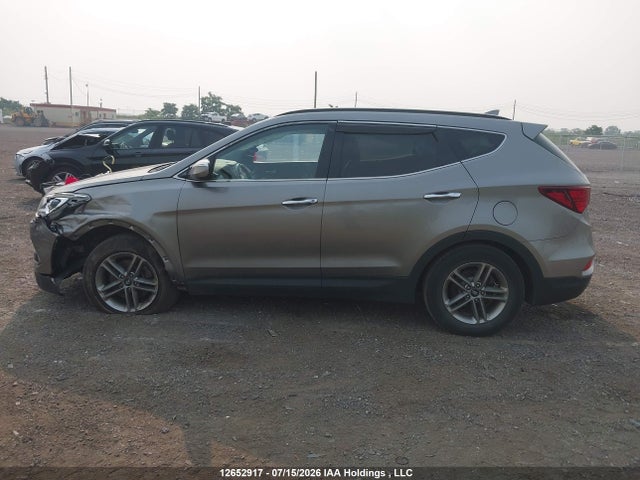 5NMZUDLB9HH045627 Hyundai SANTA FE SPORT