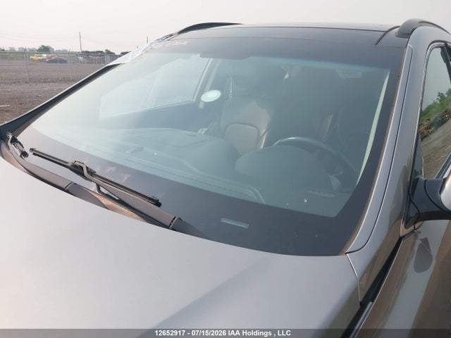 5NMZUDLB9HH045627 Hyundai SANTA FE SPORT