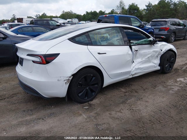 2024 Tesla Model 3 მანქანა იყიდება აუქციონზე, vin: LRW3E7FA5RC276027, აუქციონის ნომერი: 12652922