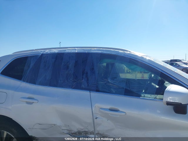 LYVBR0DZ2NB944318 Volvo Xc60 Recharge Plug-in Hybrid T8 Inscription Expression