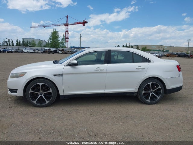 12652932 :رقم المزاد ، 1FAHP2H87FG150424 vin ، 2015 Ford Taurus Sel مزاد بيع