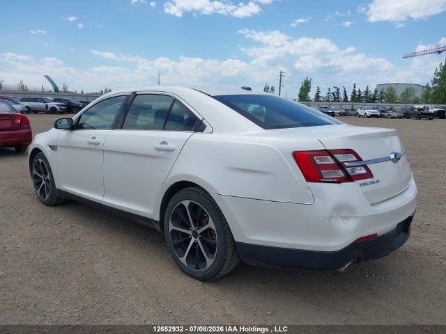 12652932 :رقم المزاد ، 1FAHP2H87FG150424 vin ، 2015 Ford Taurus Sel مزاد بيع