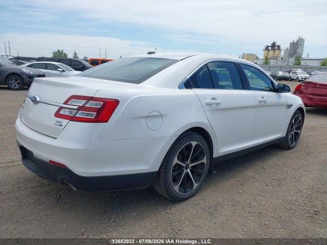 12652932 :رقم المزاد ، 1FAHP2H87FG150424 vin ، 2015 Ford Taurus Sel مزاد بيع