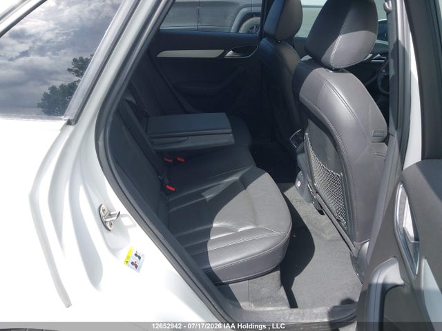 12652942 :رقم المزاد ، WA1EFEFS5FR008412 vin ، 2015 Audi Q3 2.0t Progressiv مزاد بيع