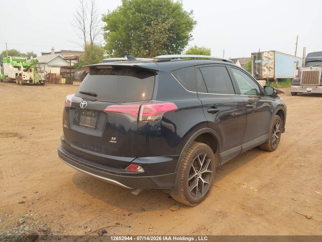 Toyota RAV4 SE 2018 2T3JFREV5JW819983 Image 4