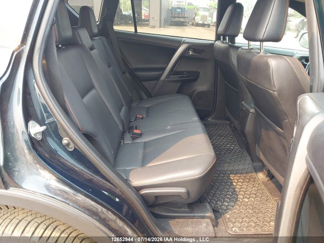 Toyota RAV4 SE 2018 2T3JFREV5JW819983 Image 8