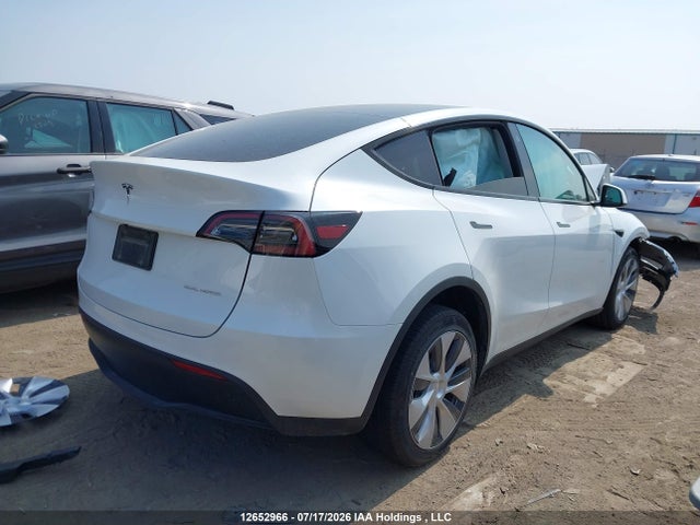Auction sale of the 2023 Tesla Model Y Long Range, vin: LRWYGDEE1PC105114, lot number: 12652966