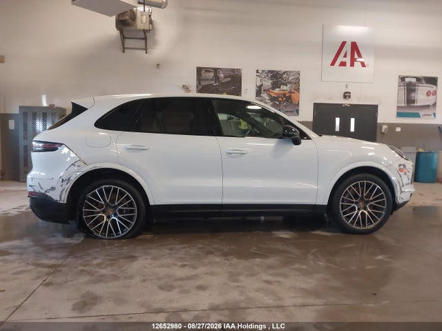 WP1AA2AY0PDA02009 Porsche Cayenne Platinum Edition