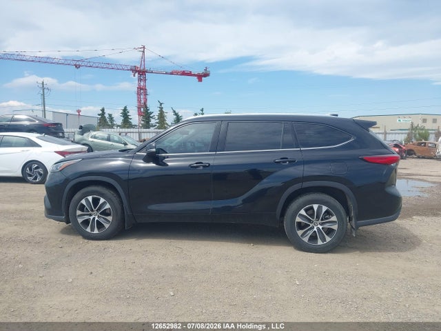 Продаж на аукціоні авто 2020 Toyota Highlander Xle, vin: 5TDGZRBH1LS513982, номер лоту: 12652982