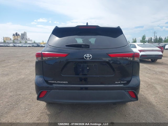 Продаж на аукціоні авто 2020 Toyota Highlander Xle, vin: 5TDGZRBH1LS513982, номер лоту: 12652982