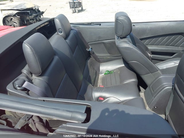 Ford Mustang Convertible 2014 1ZVBP8EMXE5307908 Image 8