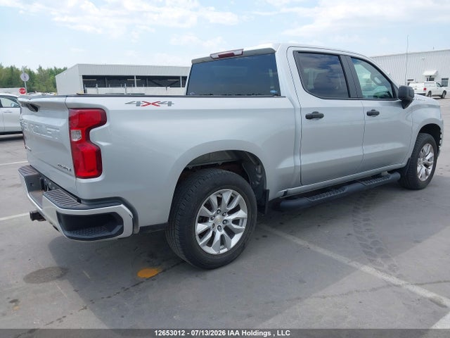 Chevrolet Silverado K1500 Custom 2019 1GCUYBEF3KZ314582 Image 4