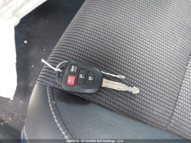 2T1BURHE3KC128128 Toyota Corolla