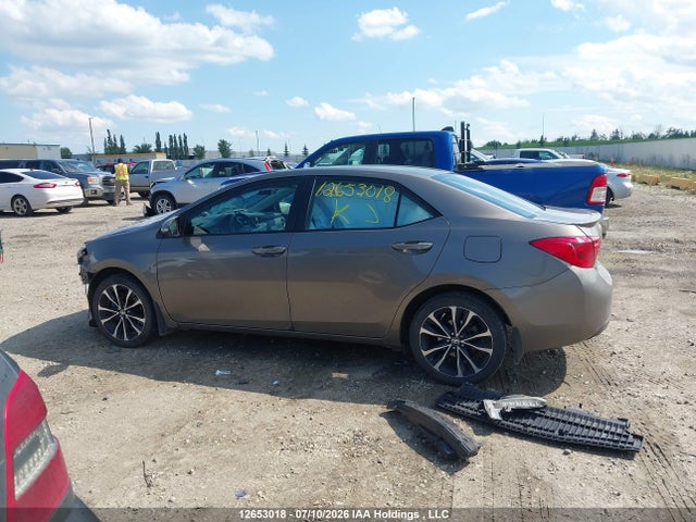 2T1BURHE3KC128128 Toyota Corolla