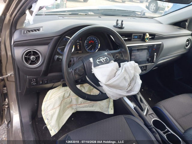 2T1BURHE3KC128128 Toyota Corolla