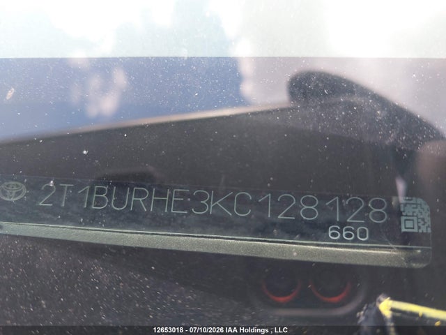 2T1BURHE3KC128128 Toyota Corolla