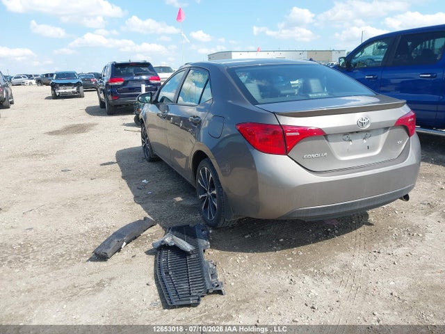 2T1BURHE3KC128128 Toyota Corolla