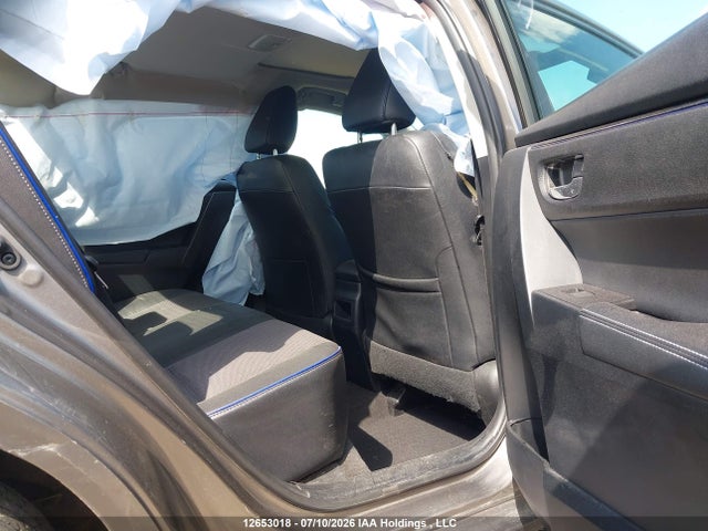 2T1BURHE3KC128128 Toyota Corolla
