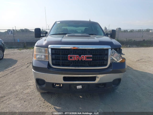 12653021 :رقم المزاد ، 1GT120CG6BF220539 vin ، 2011 Gmc Sierra K2500 Sle مزاد بيع