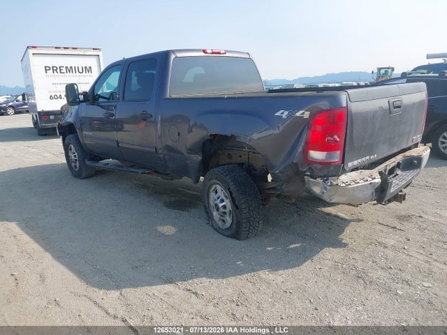 12653021 :رقم المزاد ، 1GT120CG6BF220539 vin ، 2011 Gmc Sierra K2500 Sle مزاد بيع