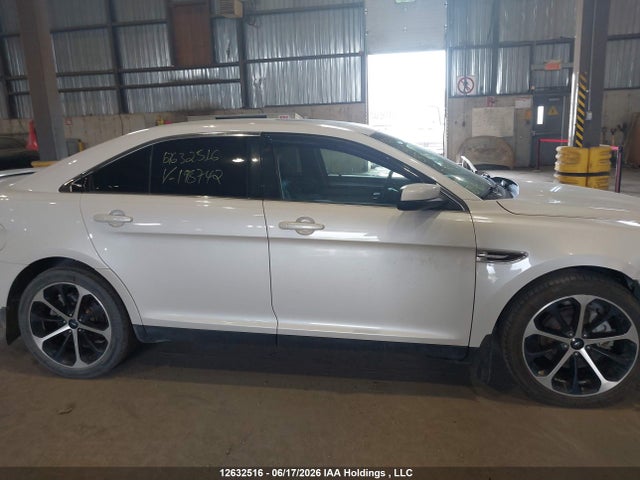 12632516 :رقم المزاد ، 1FAHP2E86DG198742 vin ، 2013 Ford Taurus Sel مزاد بيع