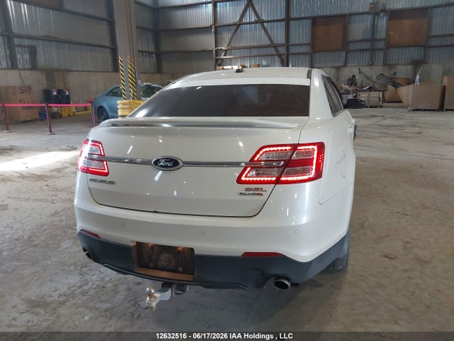 12632516 :رقم المزاد ، 1FAHP2E86DG198742 vin ، 2013 Ford Taurus Sel مزاد بيع