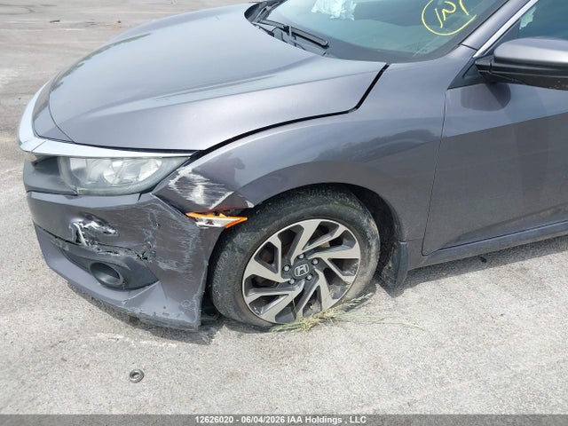 Honda CIVIC SE 2018 2HGFC2F64JH013745 Image 20