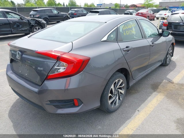 Honda CIVIC SE 2018 2HGFC2F64JH013745 Image 4