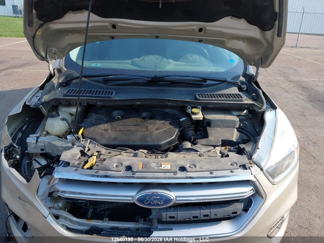 12640195 :رقم المزاد ، 1FMCU9G9XHUD30674 vin ، 2017 Ford Escape Se مزاد بيع