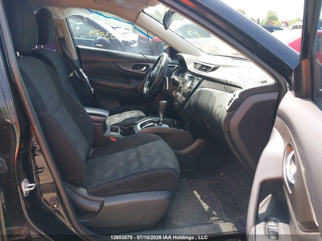 2015 Nissan Rogue S/sl/sv მანქანა იყიდება აუქციონზე, vin: 5N1AT2MV4FC753160, აუქციონის ნომერი: 12653079