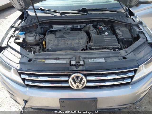 2019 Volkswagen Tiguan Comfortline მანქანა იყიდება აუქციონზე, vin: 3VV2B7AX0KM200059, აუქციონის ნომერი: 12653084