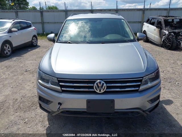 2019 Volkswagen Tiguan Comfortline მანქანა იყიდება აუქციონზე, vin: 3VV2B7AX0KM200059, აუქციონის ნომერი: 12653084